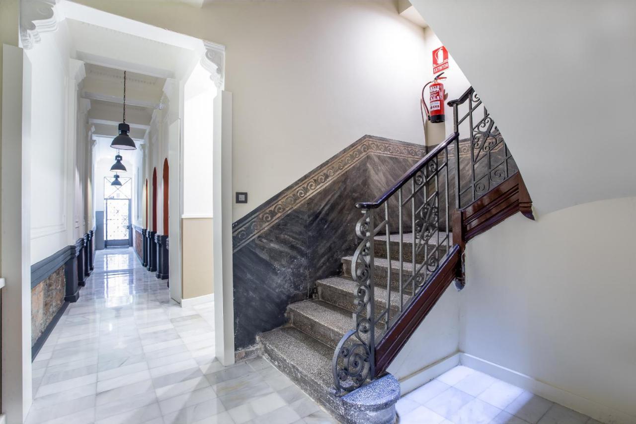 Ola Living Music Apartment บาร์เซโลนา ภายนอก รูปภาพ